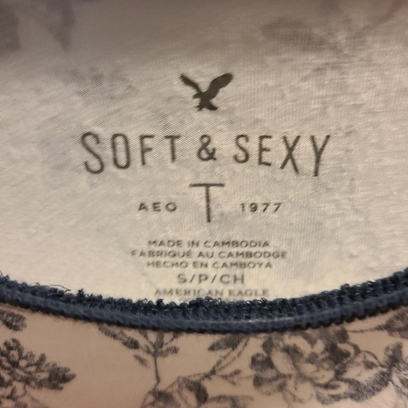 AE Soft and Sexy Floral Ringer Tee - Picture 3 of 3